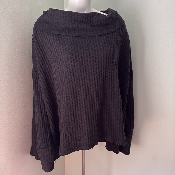 Free People Juicy Waffle Knit Open Back Sweater Black Medium NEW - Picture 3 of 7